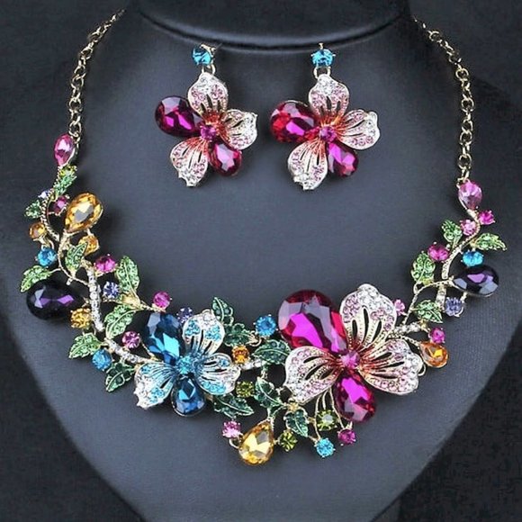 Superb FLORAL Bouquet RAINBOW Flower JEWEL Betsey Johnson Necklace Earrings SET - Picture 4 of 8